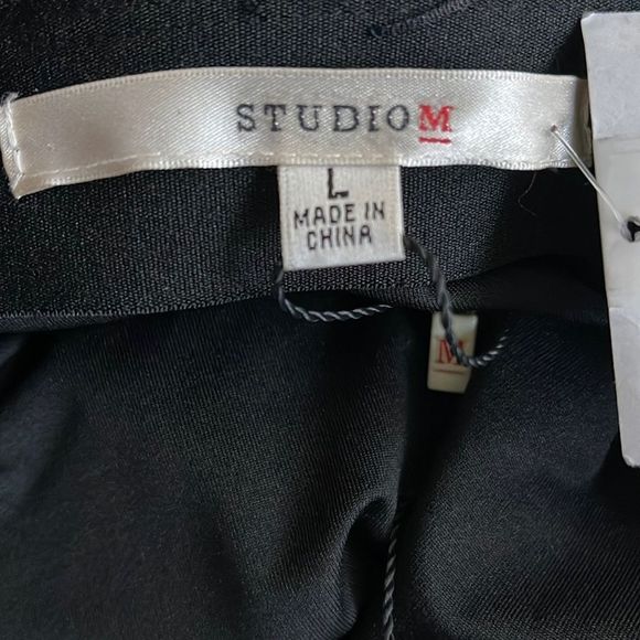 Black Fringe Skirt, EUC, Sz L, back zip, lined, stretchy, unique and super cute - Picture 10 of 12